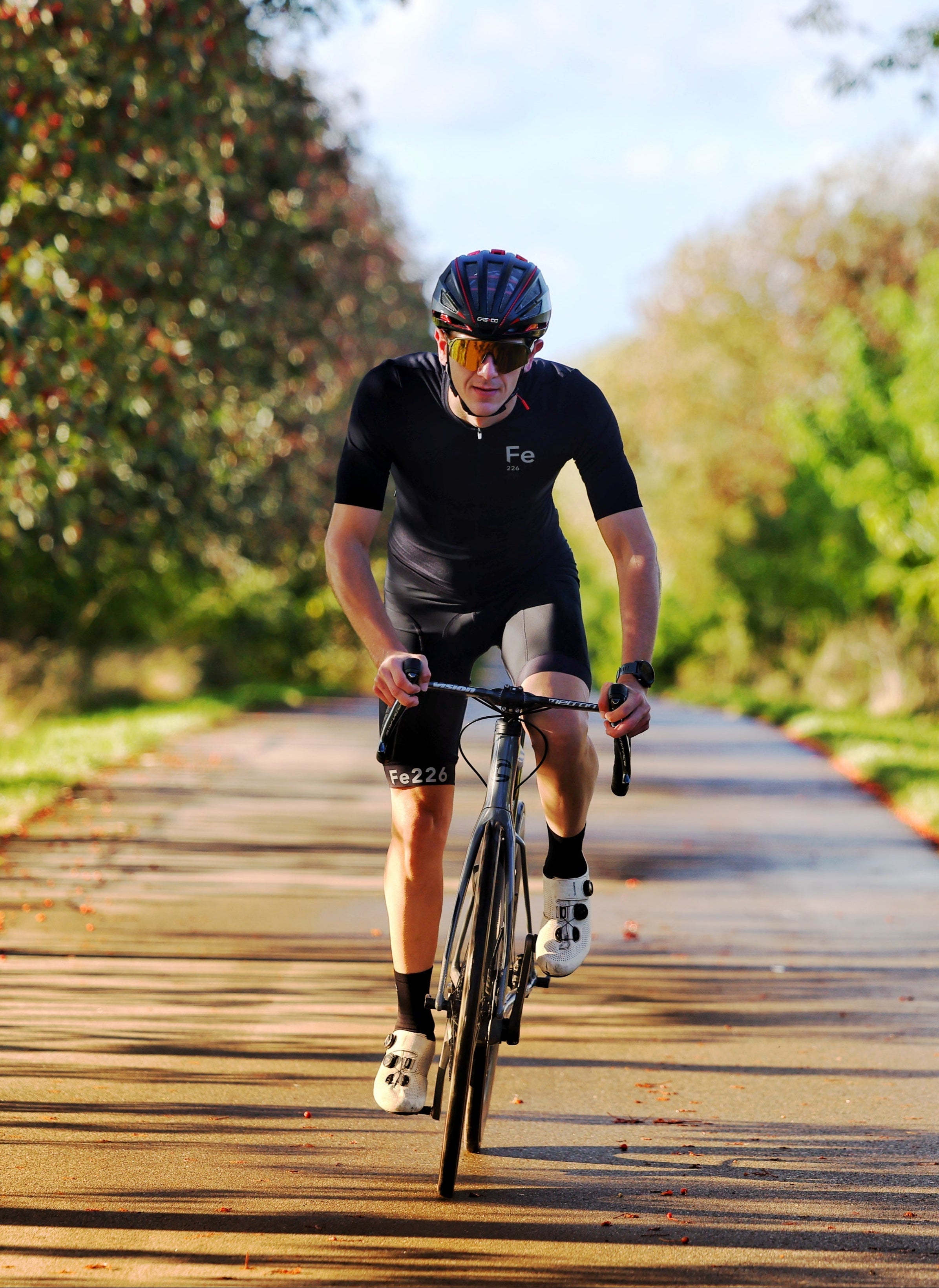 DAS Radtrikot Schwarz, Rennpassform