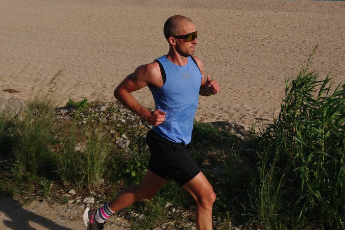 "Experience ultimate comfort and performance with THE Fe226 Running Singlet. Featuring our exclusive perfect-fit four-panel construction, this singlet is lightweight, quick-drying, and well-ventilated. Enjoy odor-free high quality fabric, ensuring a comfortable and fresh run every time. Elevate your running experience with Fe226."