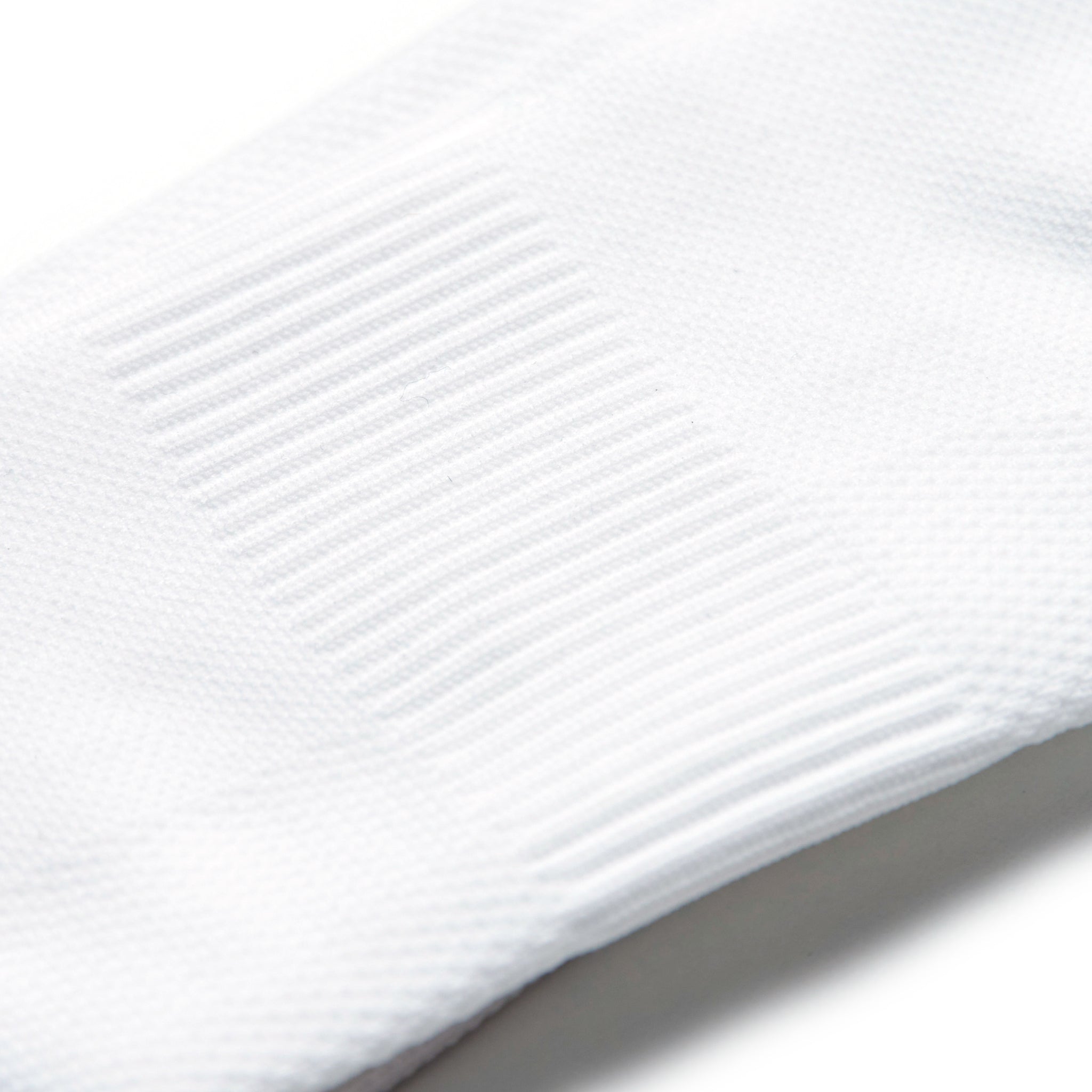 High Quality Sport Socks for running cycling triathlon marathon Ironman. Sport Socks with no smell. White Socks by danish design sportswear brand Fe226