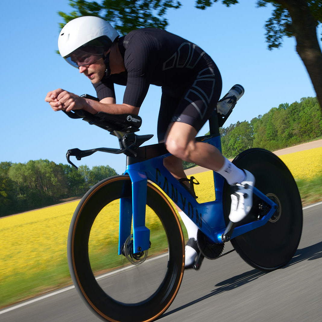 Fe226 AeroForce Triathlon Suit is our fastest and best tri suit. Super aero and comfortable wind tunnel test winner. Best triathlon and time trial suit on the market.