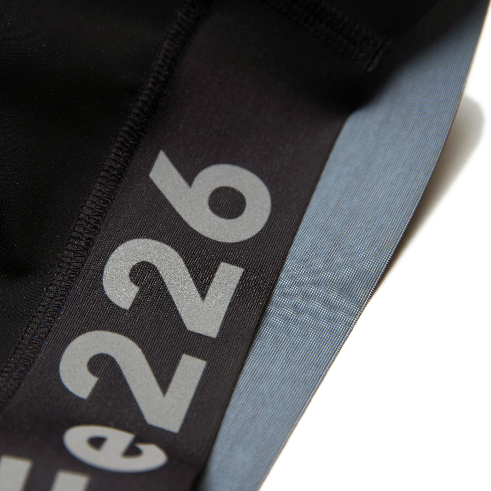 Fe226 Cycling Bike Bib Shorts: Aero-dynamic, compression fit. High-quality elastic fabric, comfort chamois pad. Ideal for road cycling, gravel, MTB, triathlon.